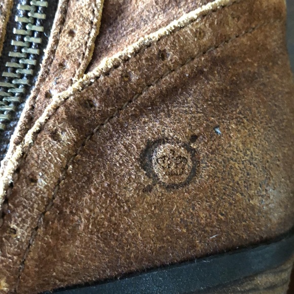 Women’s size 8 medium brown leather born zip up boots - Picture 4 of 12